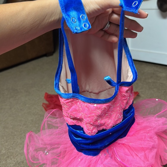 Pageant/Costume - Picture 3 of 4